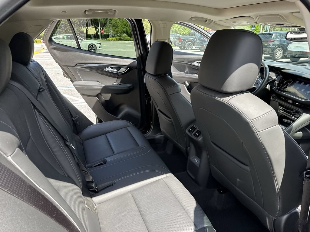 Used 2021 Buick Envision Essence w/ Technology Package I FWD image 33