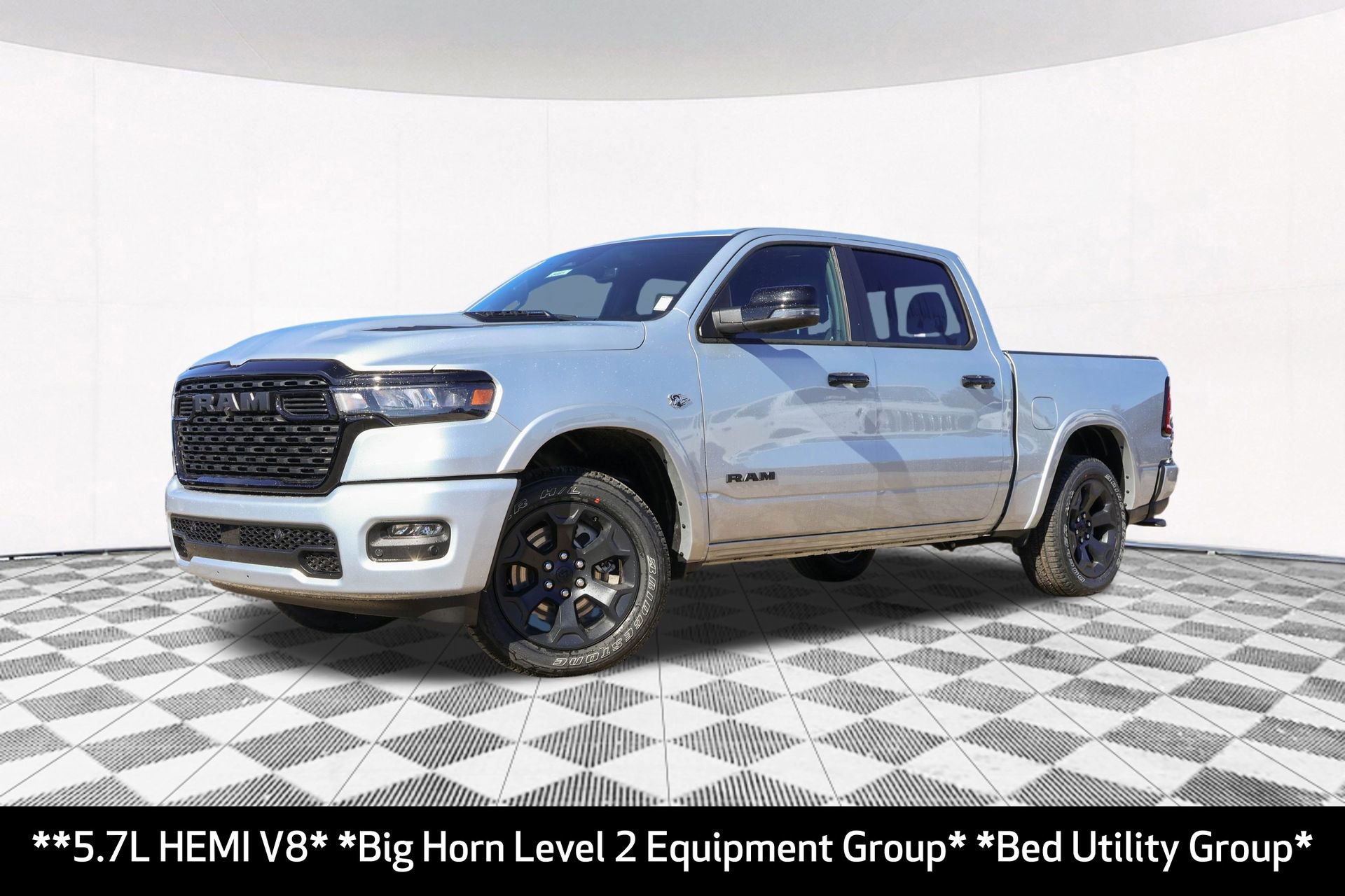 New 2026 RAM 1500 4x4 Crew Cab image 2