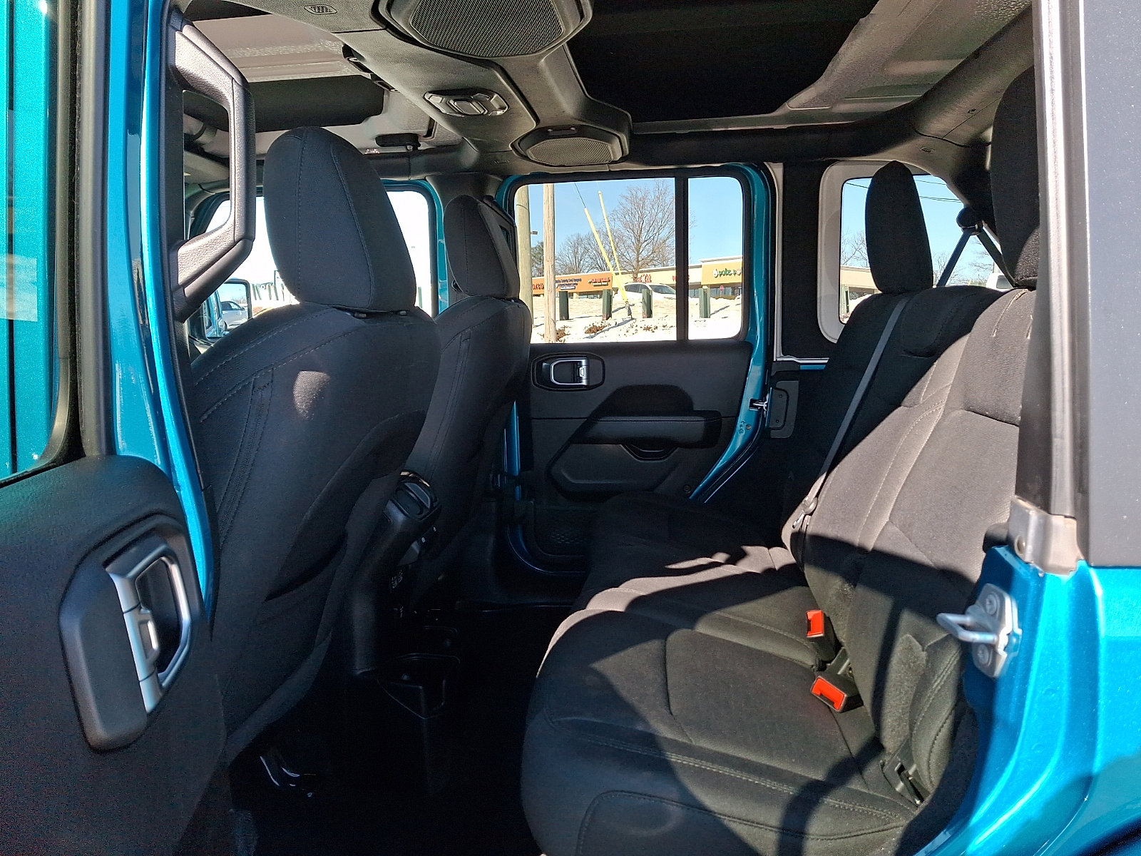 Used 2020 Jeep Wrangler Unlimited Sahara image 10