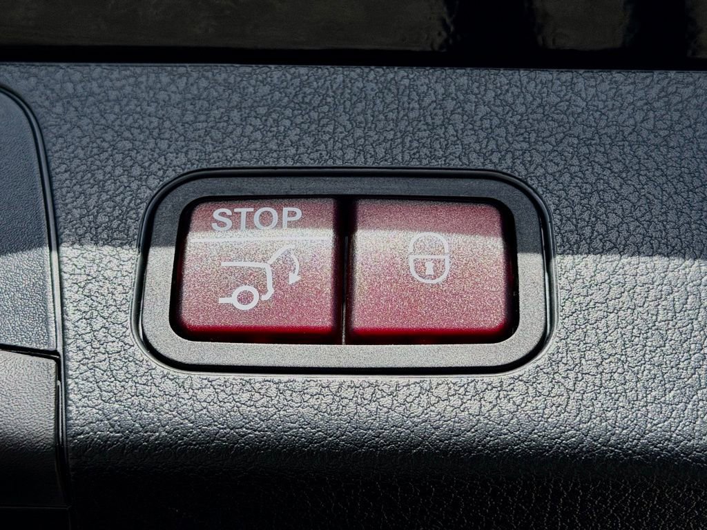 Certified 2026 Mercedes-Benz GLB 250 image 14
