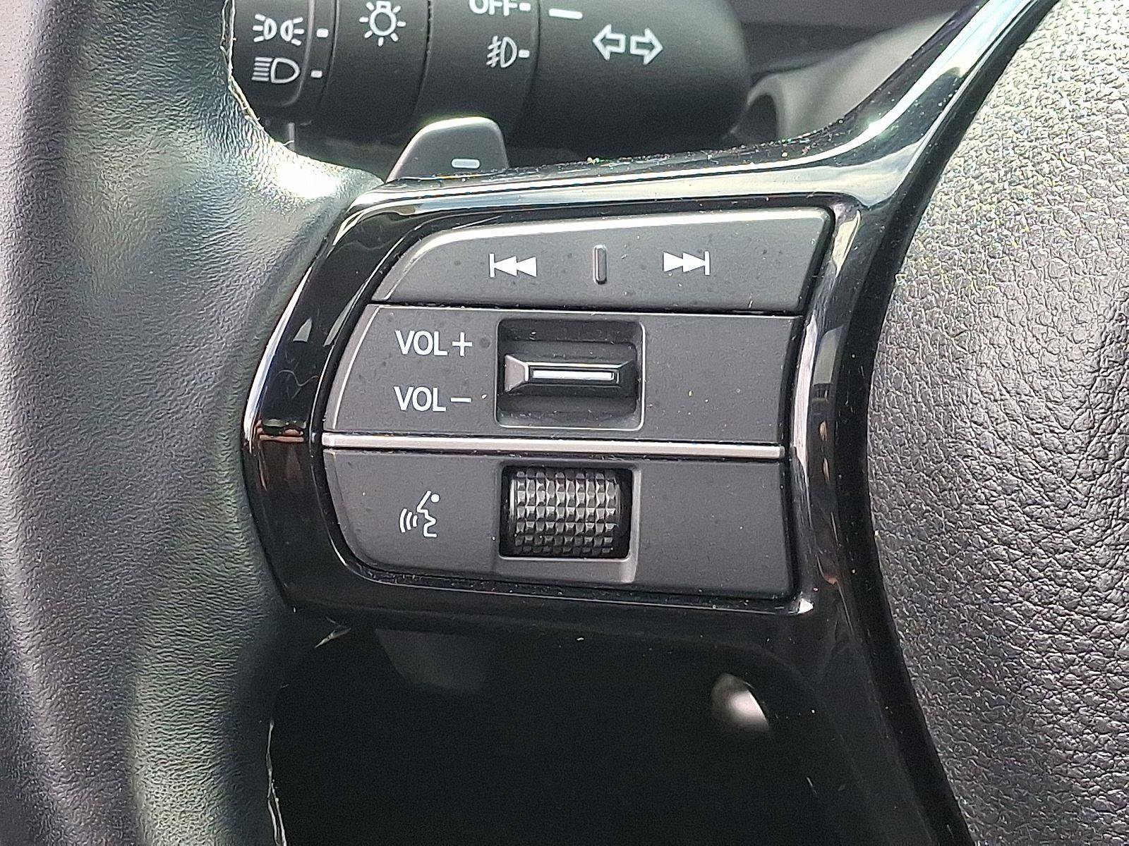 Used 2023 Honda Civic Touring image 22