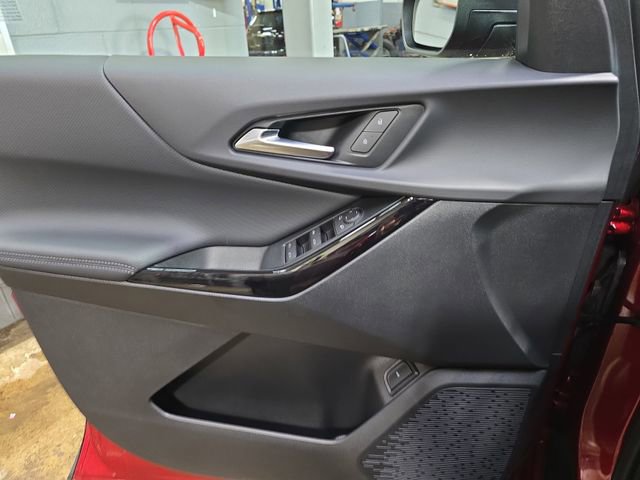 New 2026 Chevrolet Equinox LT w/ Convenience Package II image 28