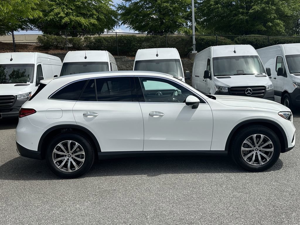Certified 2025 Mercedes-Benz GLC 300 4MATIC image 9