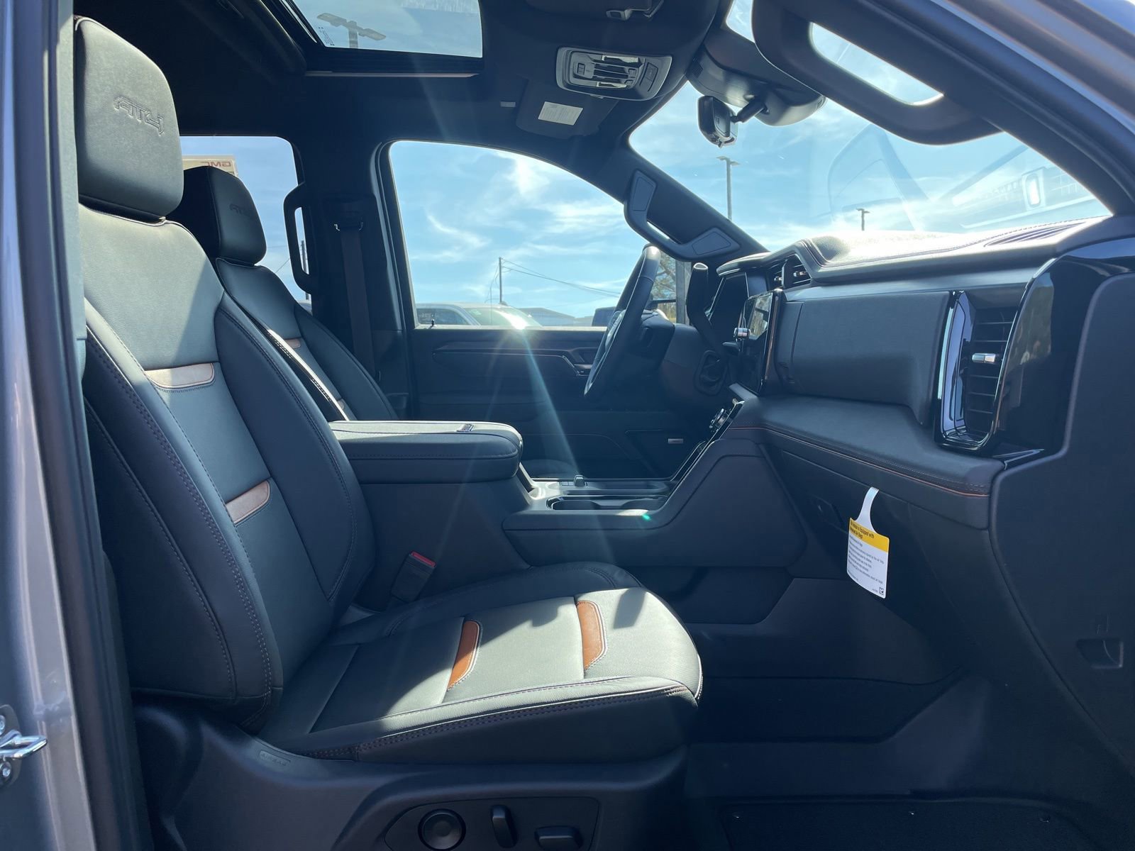 New 2026 GMC Sierra 2500 AT4 w/ AT4 Premium Plus Package image 29