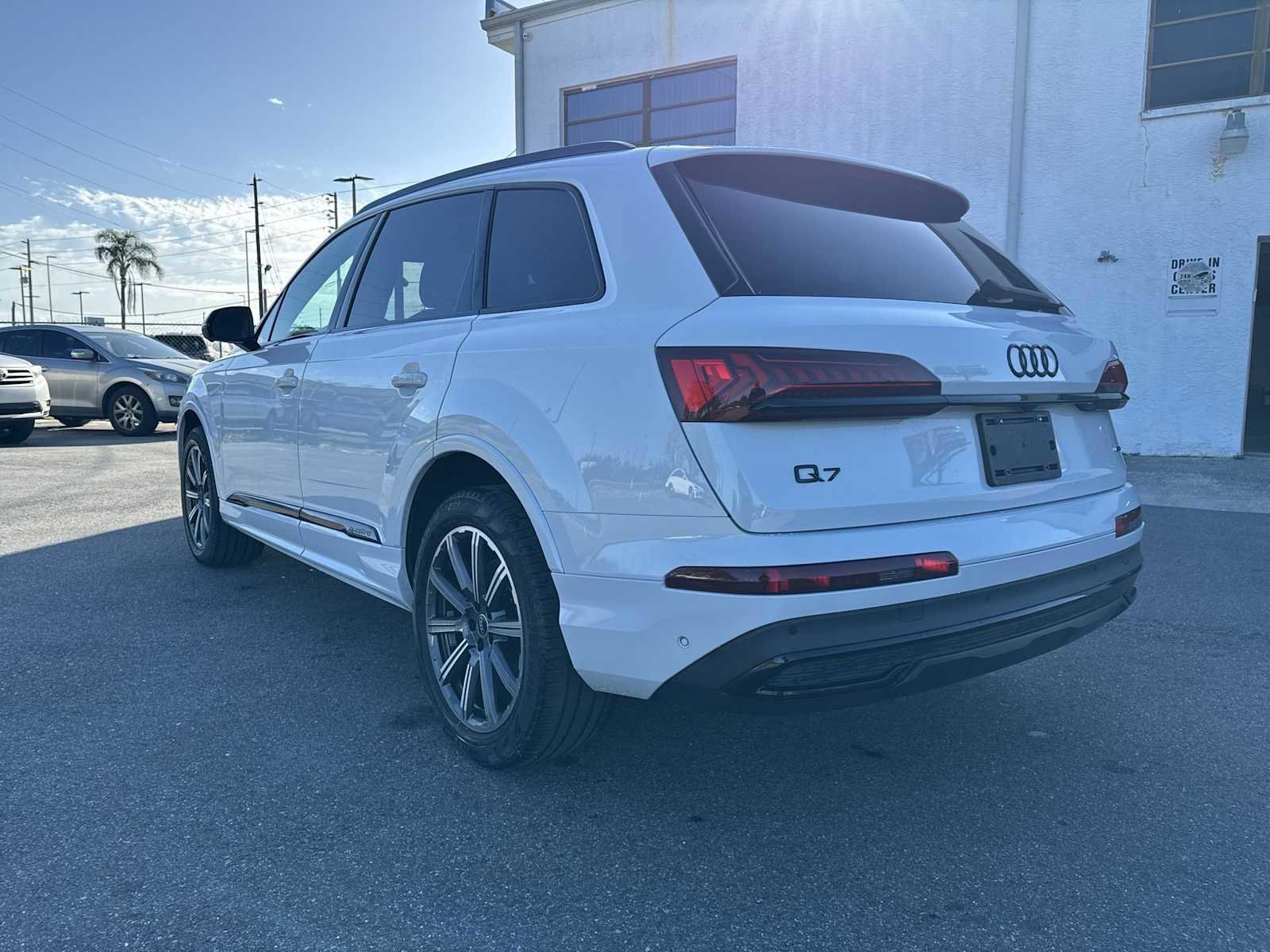 Used 2023 Audi Q7 2.0T Premium Plus w/ Premium Plus Package image 4