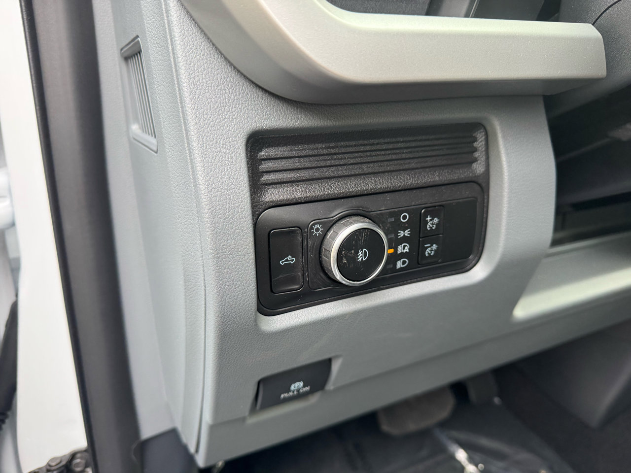 Used 2024 Ford F250 XLT image 19