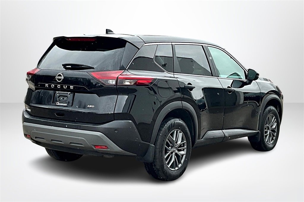 Used 2022 Nissan Rogue S image 5