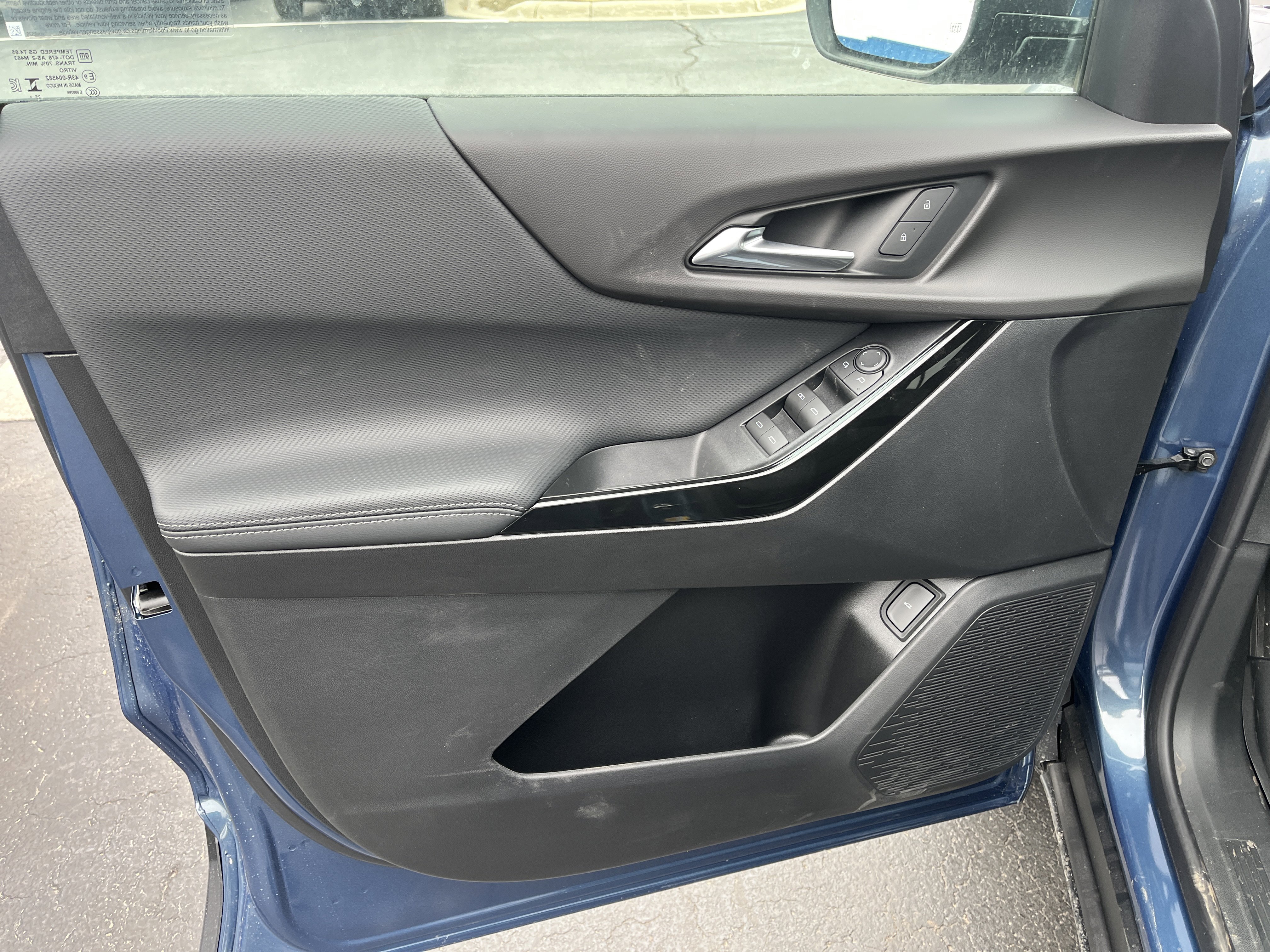 New 2026 Chevrolet Equinox LT w/ Convenience Package II image 19