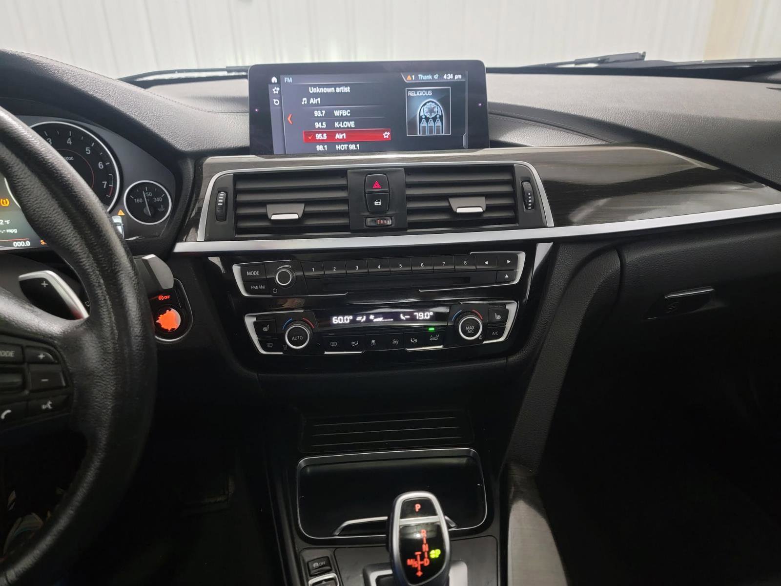 Used 2018 BMW 330i xDrive Sedan w/ Convenience Package image 29