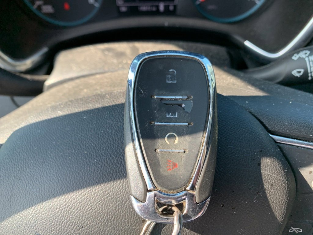 Used 2018 Chevrolet Equinox LT image 29