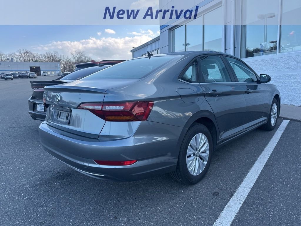 Used 2019 Volkswagen Jetta S image 3