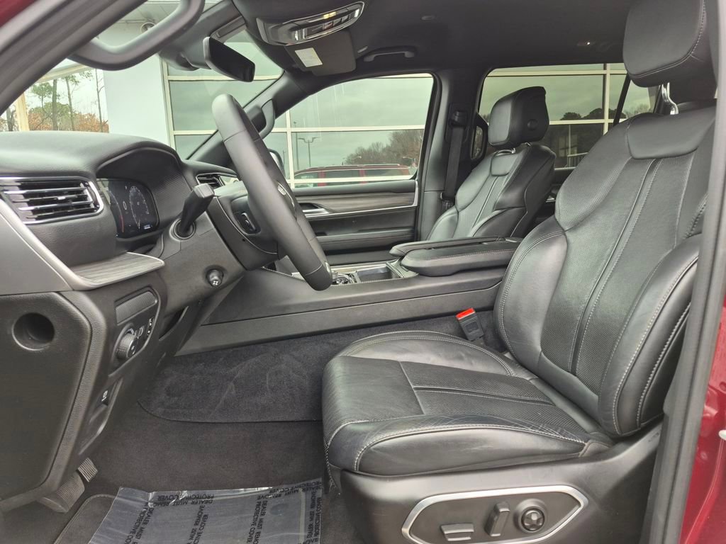 Used 2024 Jeep Wagoneer Series III image 2