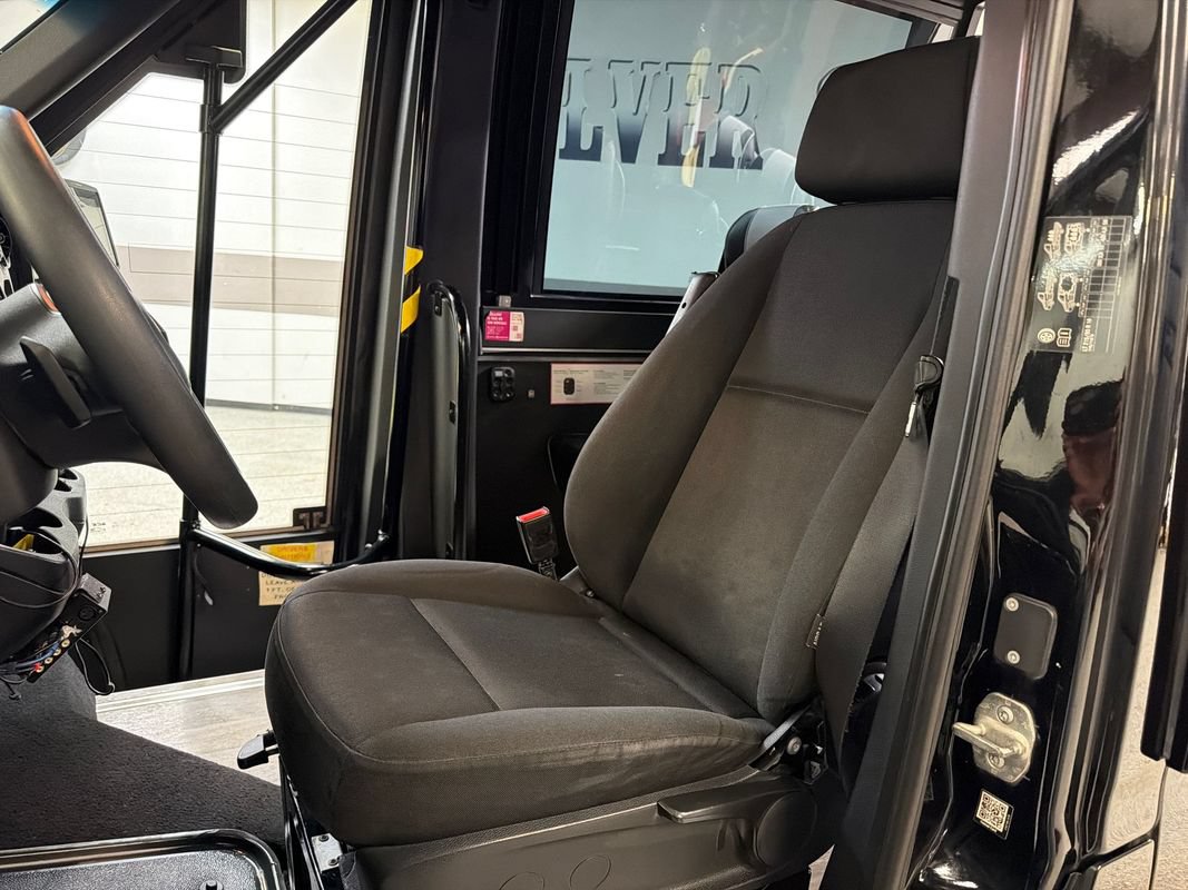 Used 2019 Mercedes-Benz Sprinter 170 Cargo image 24