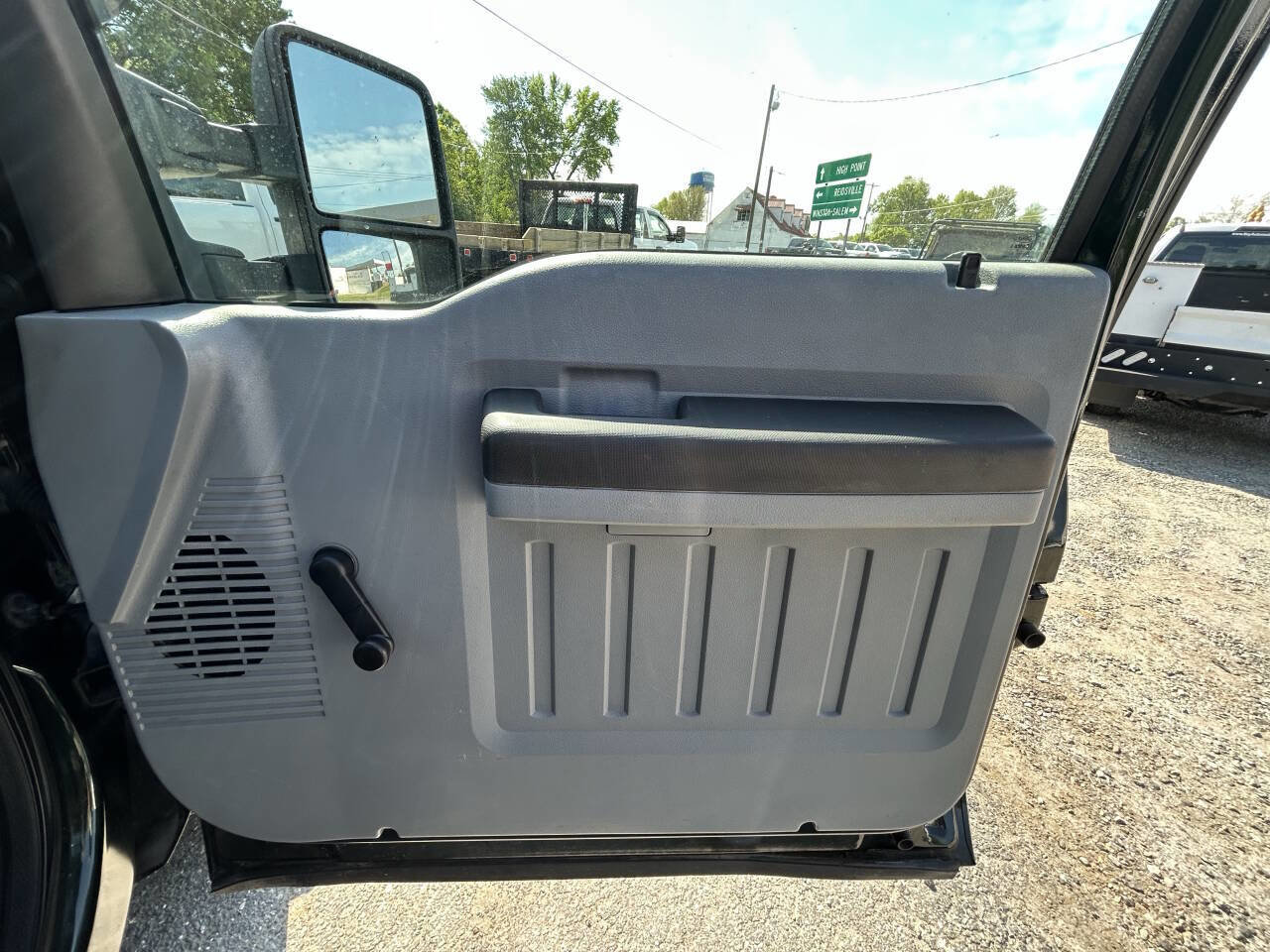 Used 2015 Ford F350 XL image 20