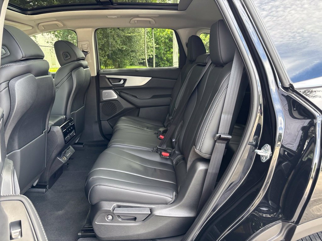 New 2026 Acura MDX w/ Technology Package FWD image 18