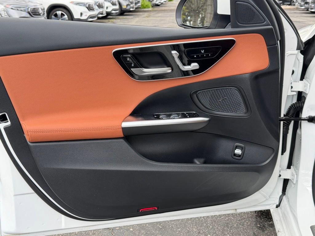 New 2026 Mercedes-Benz C 300 4MATIC Sedan image 16