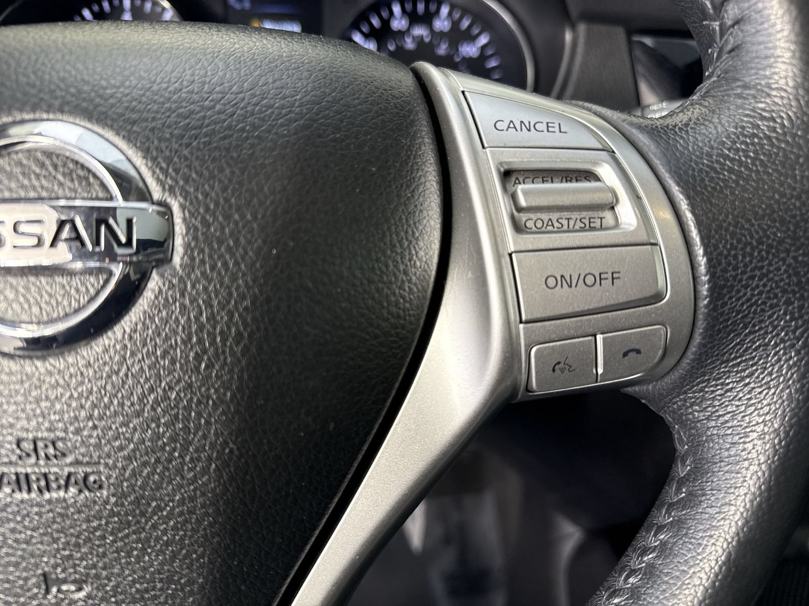 Used 2016 Nissan Rogue SL w/ SL Premium Package AWD/4WD image 13