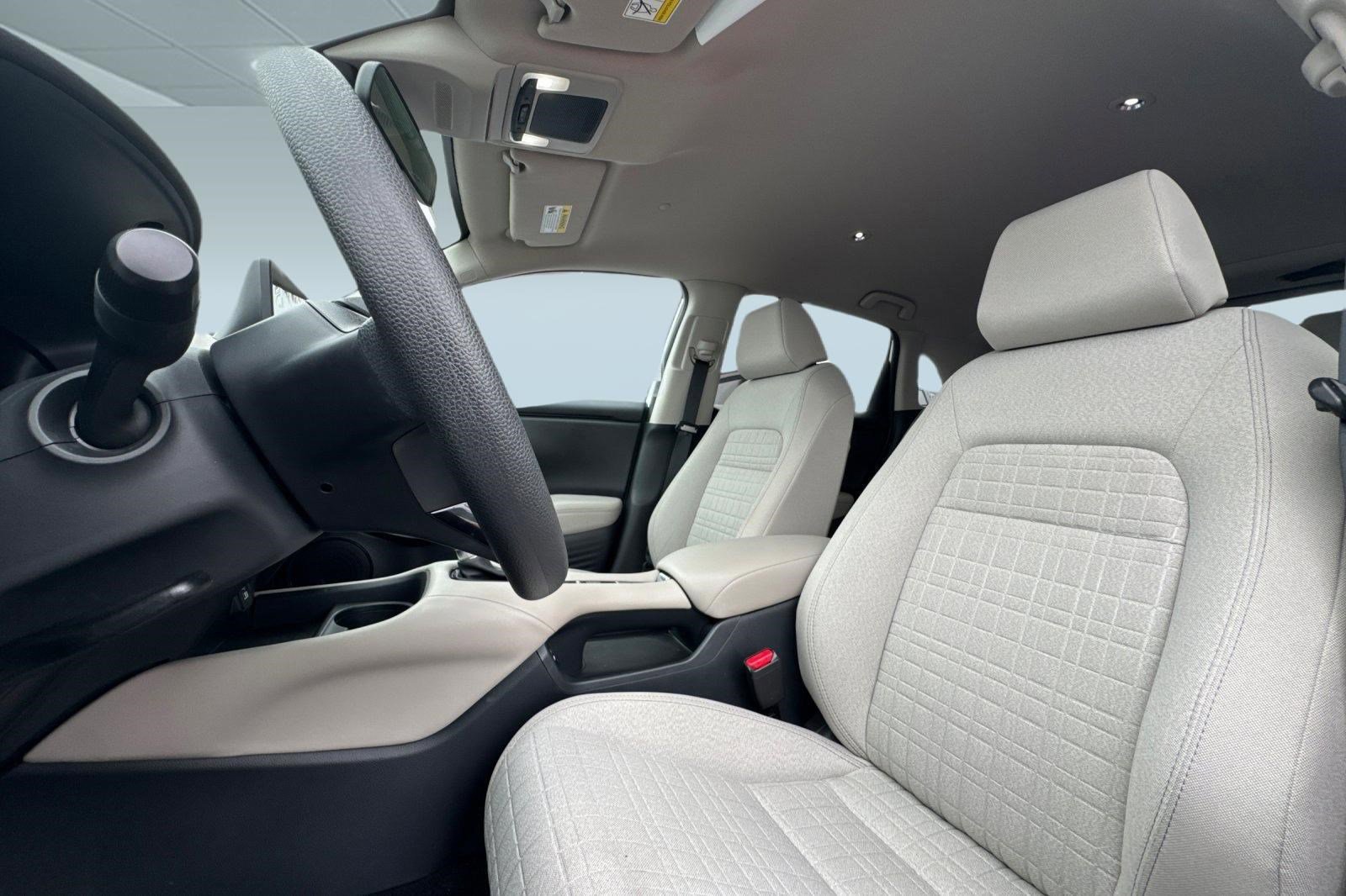 Certified 2025 Honda HR-V LX image 21