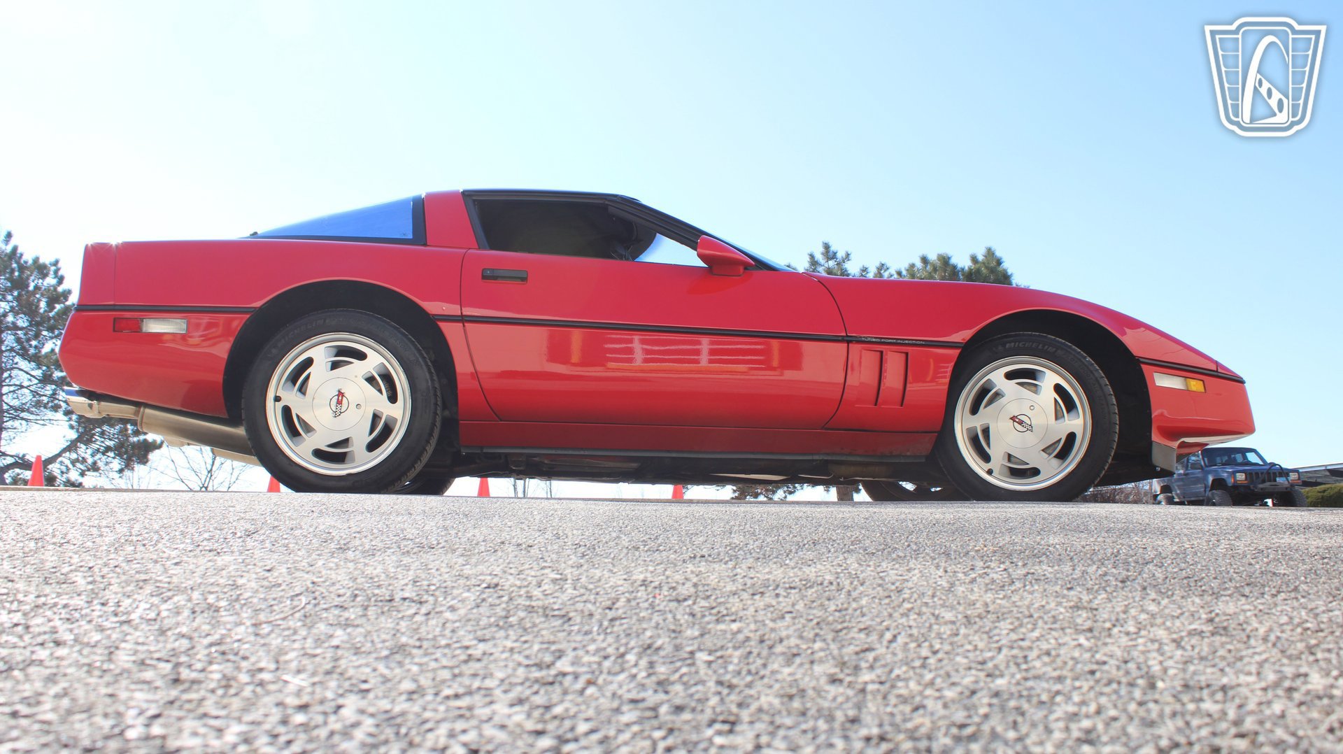 Used 1989 Chevrolet Corvette Coupe RWD image 18