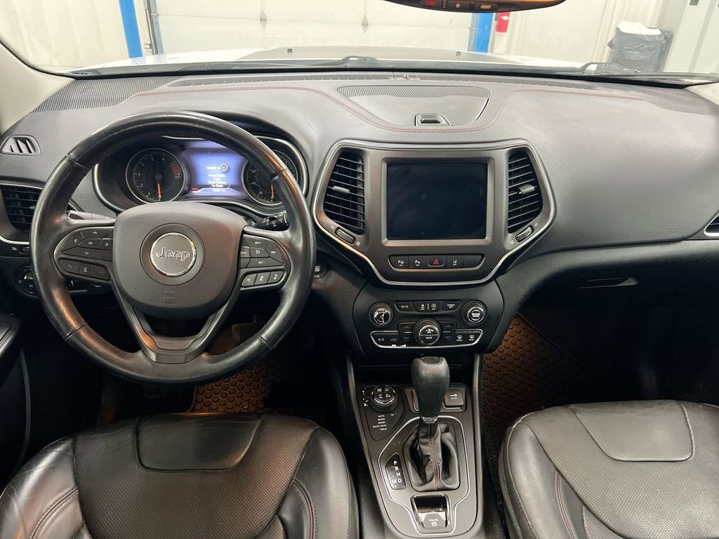 Used 2021 Jeep Cherokee Trailhawk w/ Sun, Sound & Nav Group image 10