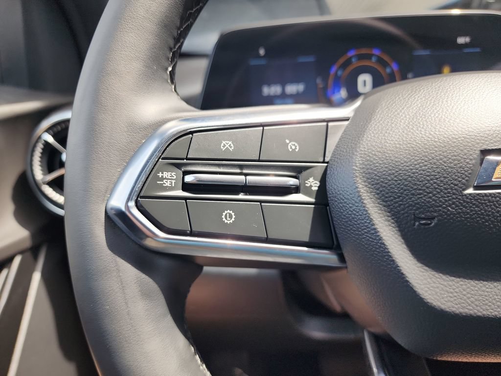 Certified 2026 Chevrolet Equinox LT FWD image 22