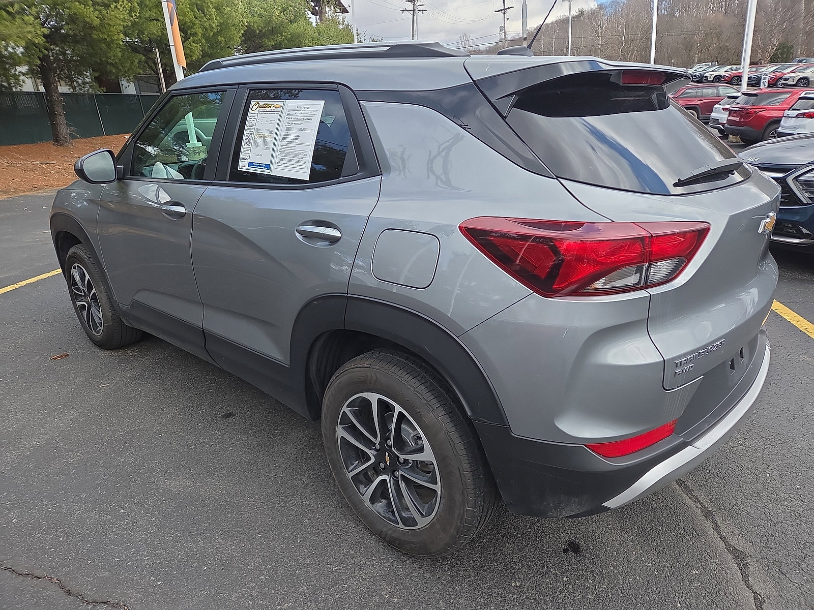 Used 2025 Chevrolet TrailBlazer LT image 5