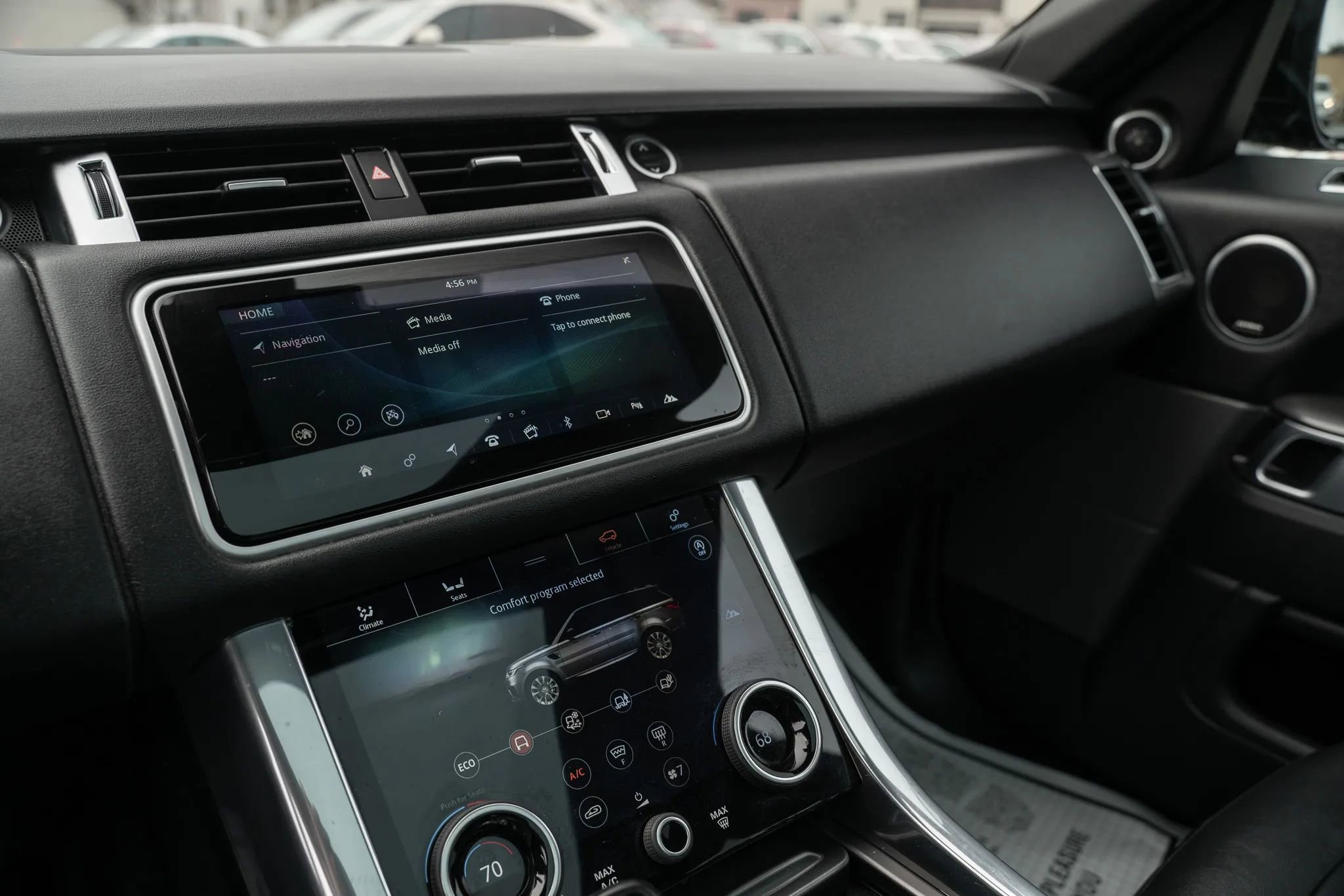 Used 2018 Land Rover Range Rover Sport SE image 23