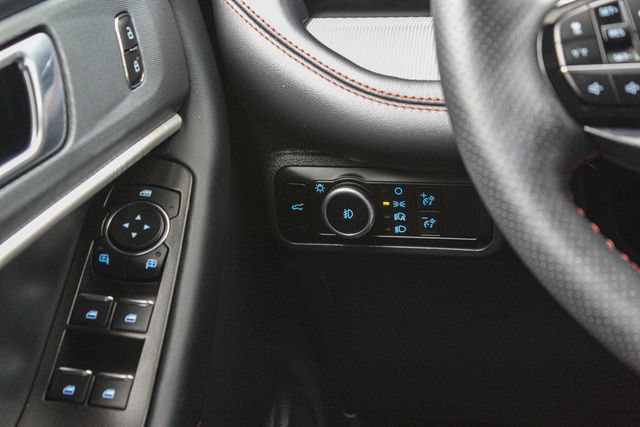 Certified 2026 Ford Explorer ST-Line AWD/4WD image 24