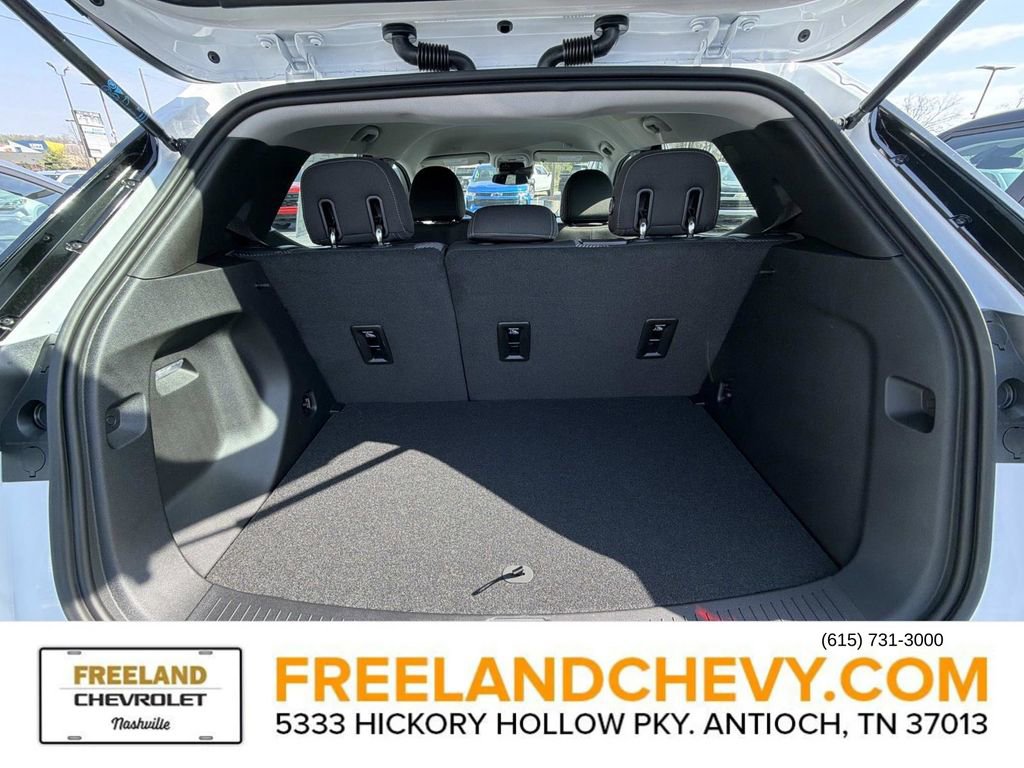 New 2027 Chevrolet Bolt LT w/ Comfort Package image 10