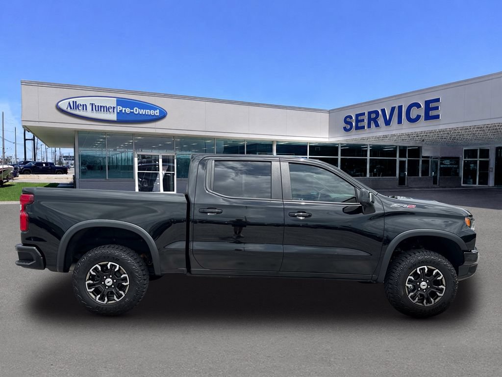 Used 2023 Chevrolet Silverado 1500 ZR2 w/ Technology Package AWD/4WD image 8