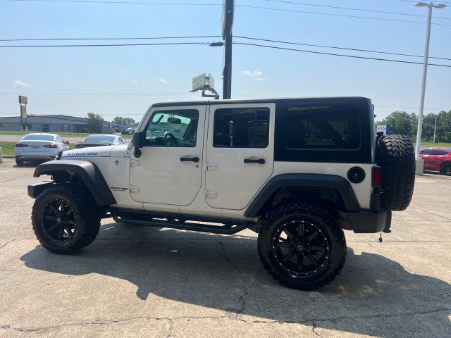 Used 2018 Jeep Wrangler Unlimited Rubicon w/ Connectivity Group AWD/4WD image 9