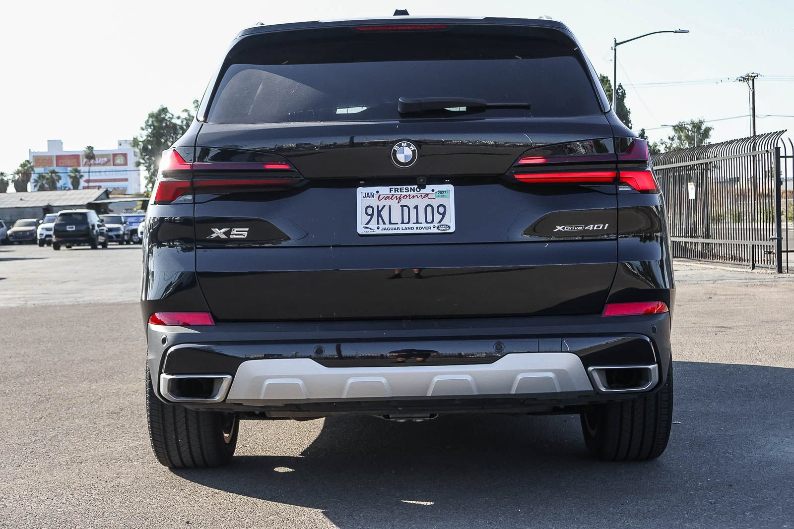 Used 2024 BMW X5 xDrive40i w/ Premium Package AWD/4WD image 6