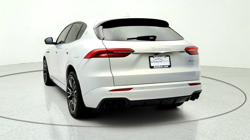 Used 2023 Maserati Grecale GT AWD/4WD image 6