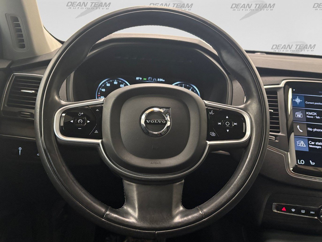 Used 2020 Volvo XC90 T6 Momentum AWD/4WD image 39