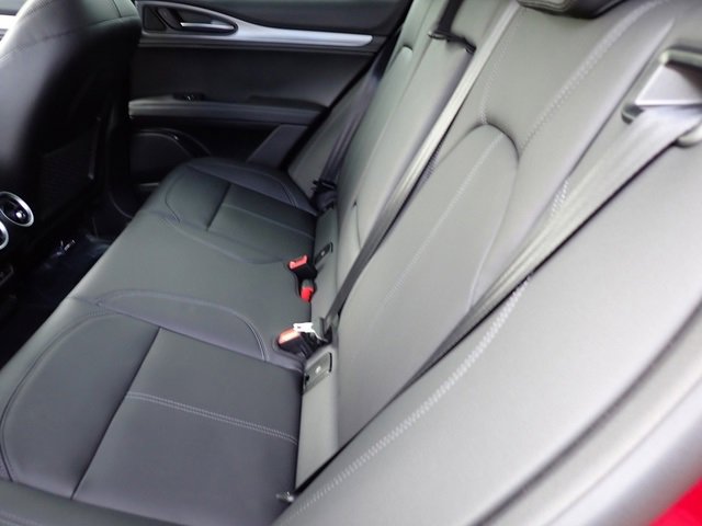 New 2025 Alfa Romeo Stelvio Sprint w/ Convenience Package image 13