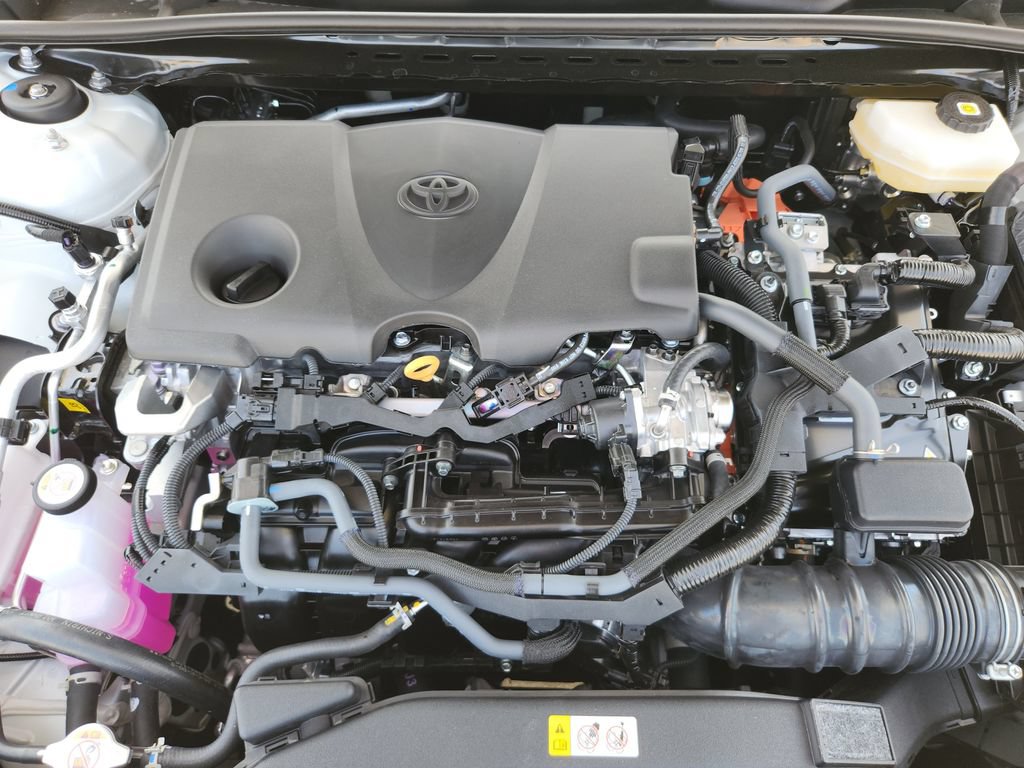 New 2026 Toyota Camry Hybrid FWD image 24