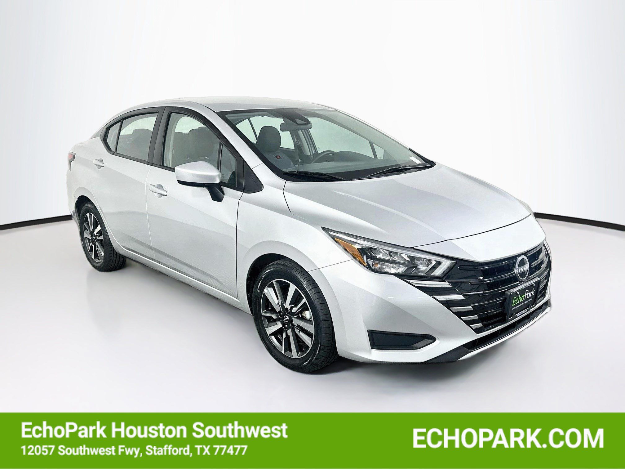 Used 2025 Nissan Versa SV FWD video 1