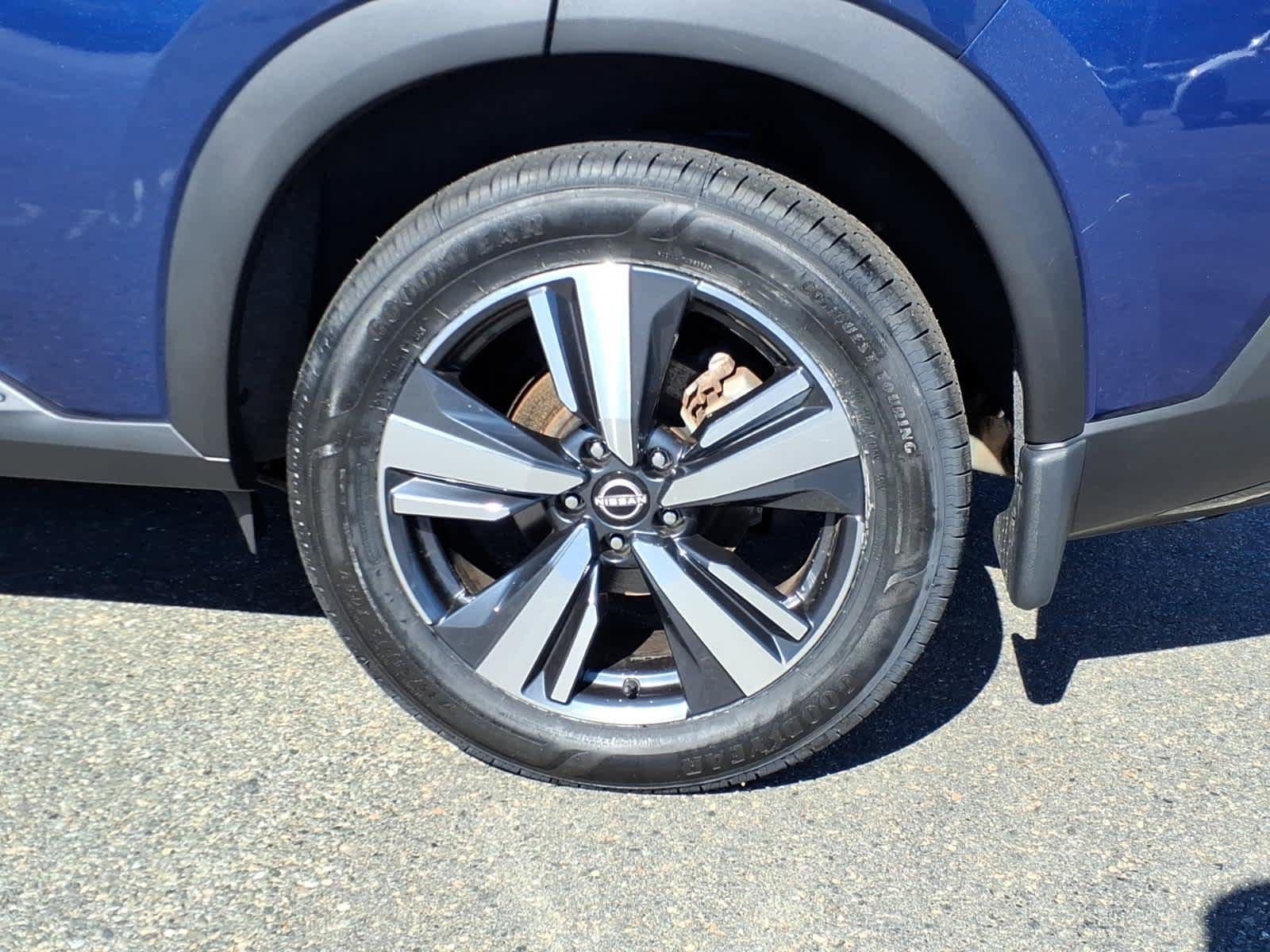 Certified 2023 Nissan Rogue SL AWD/4WD image 9