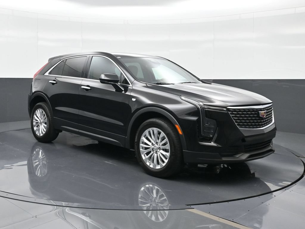 Certified 2024 Cadillac XT4 Luxury FWD image 13