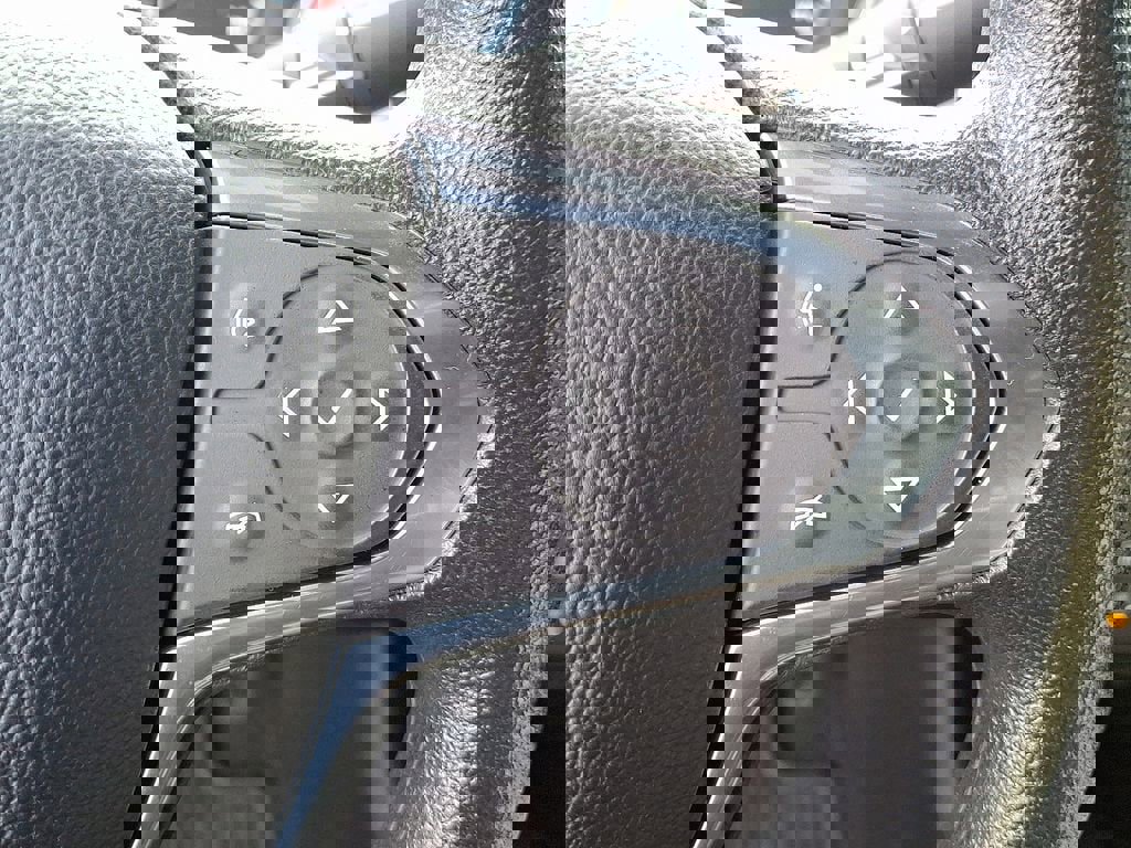 Used 2023 Chevrolet Traverse LS w/ Midnight/Sport Edition image 28