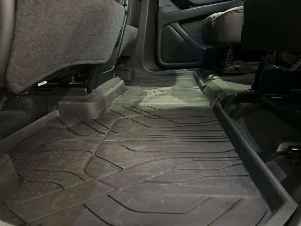 Used 2022 Chevrolet Traverse High Country image 45