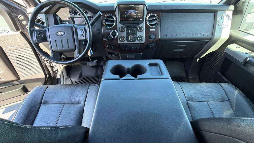 Used 2016 Ford F250 Lariat w/ Lariat Interior Package AWD/4WD image 26