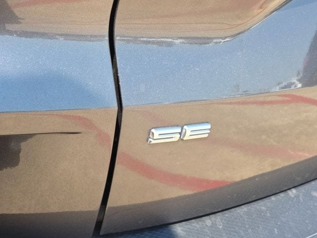 Used 2020 Ford Escape SE FWD image 12