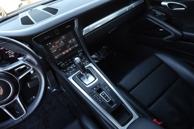 Used 2017 Porsche 911 Carrera image 29