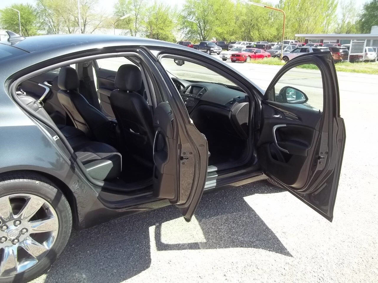 Used 2013 Buick Regal Premium FWD image 13