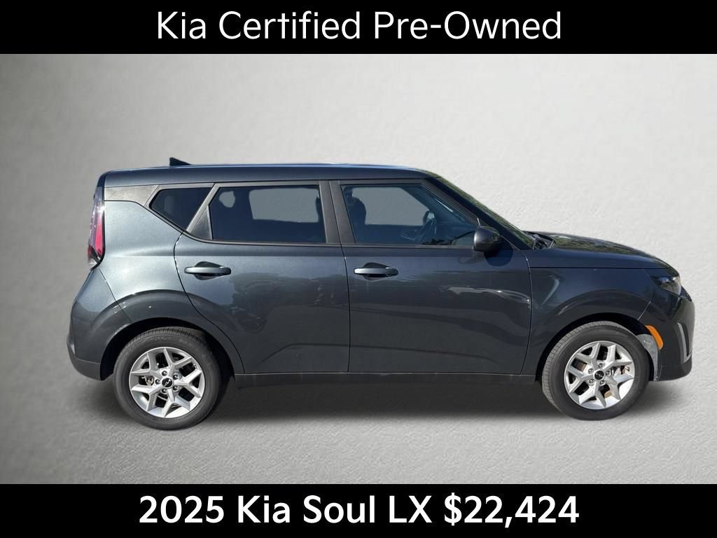 Certified 2025 Kia Soul LX w/ LX Technology Package FWD image 2