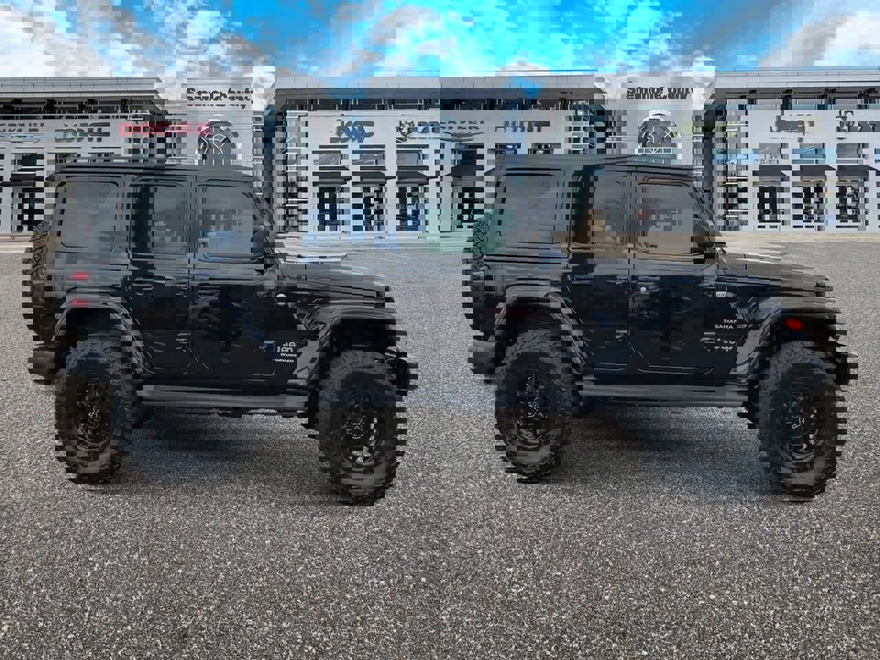 Used 2024 Jeep Wrangler Sahara w/ Safety Group image 9