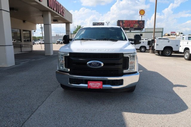Used 2017 Ford F250 XL w/ Power Equipment Group RWD image 2