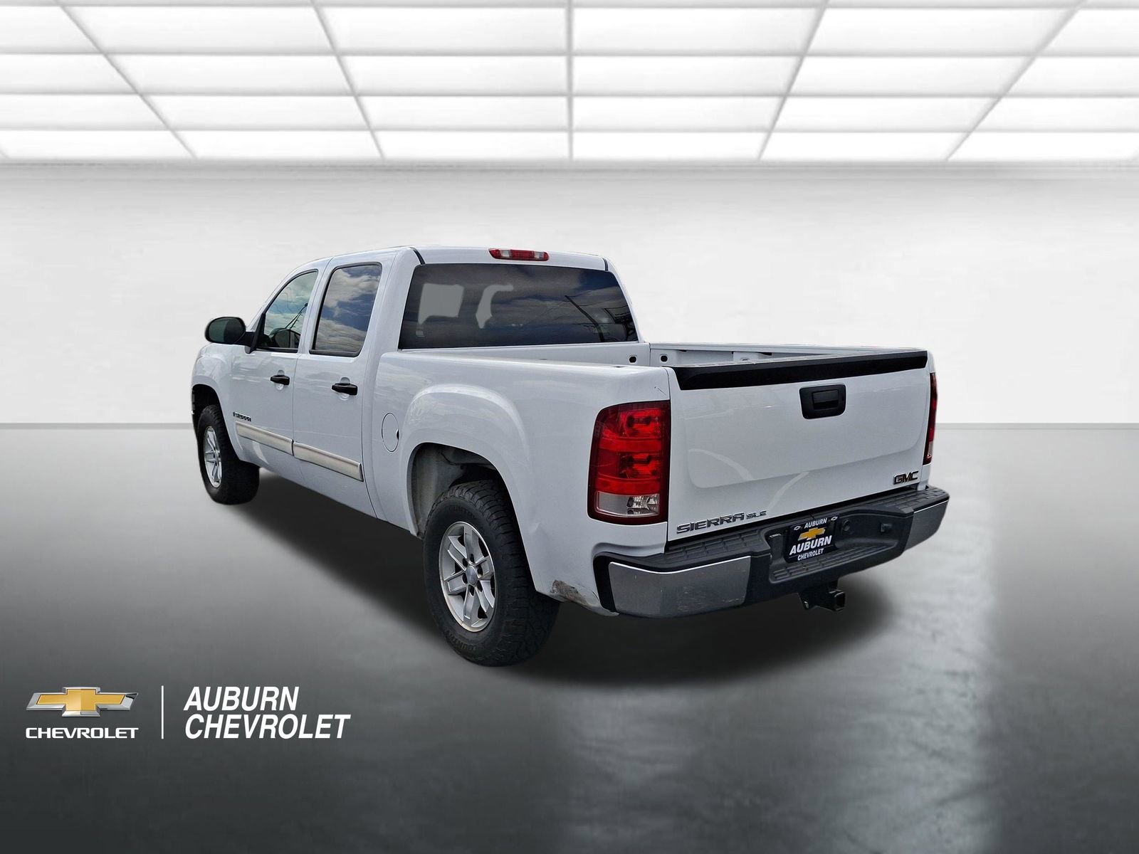 Used 2007 GMC Sierra 1500 SLE w/ SLE1 Preferred Package RWD image 5