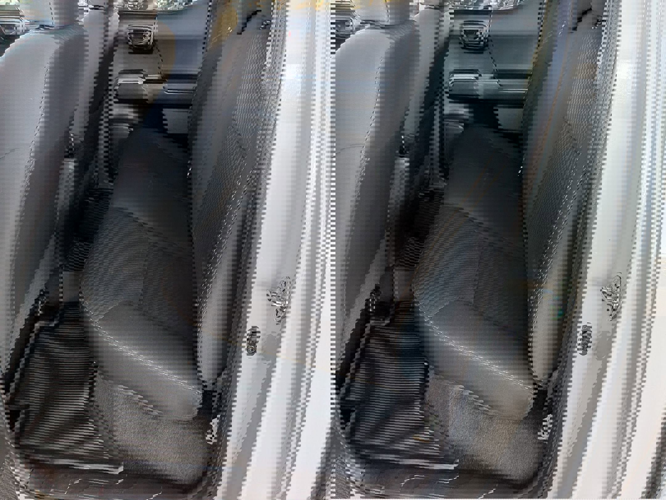 Used 2022 Toyota Tacoma SR5 w/ Trail Edition image 25